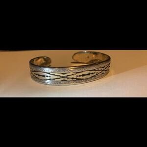 Vintage Montana Silverworks Cuff Bracelet - Unique Patterned Design
